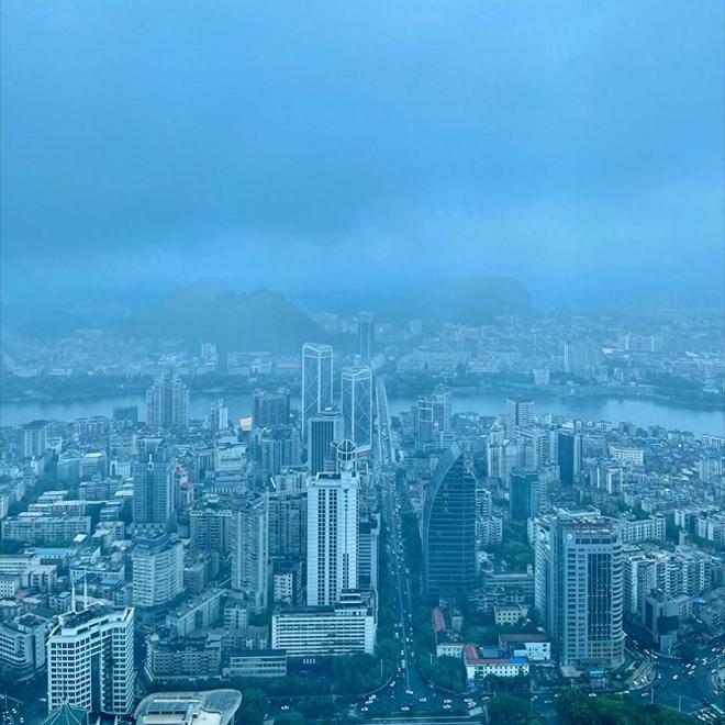 人都以温暖的美食驱散选择还十分丰富冰球突破游戏早晚交替之时的寒意柳州(图3)